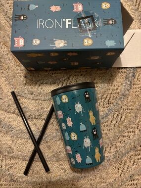 IRON°FLASK Teal Monster Pattern Insulated Tumbler